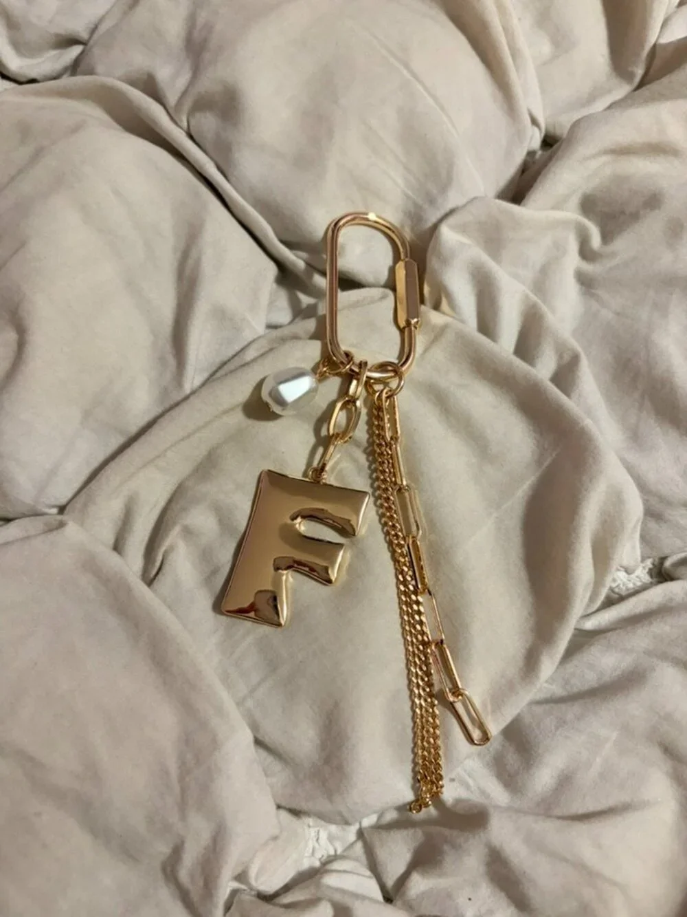 Gold Tone Letter F Keychain Initial Bag Charm Pearl Accent Accessory
